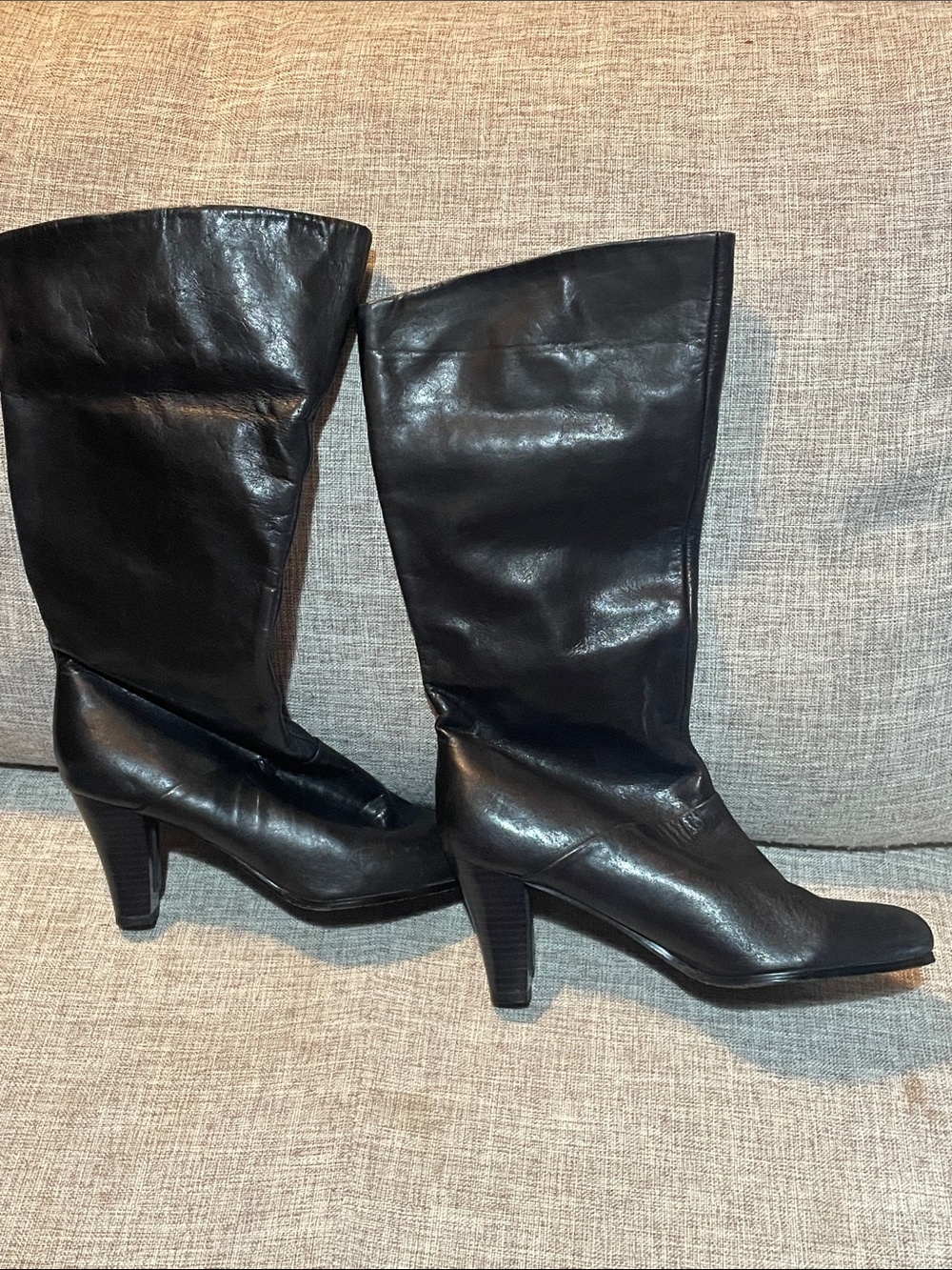 M. Patrick "Flame" Classic Black Leather Mid Calf  Pull  On Women's Boots Size 7